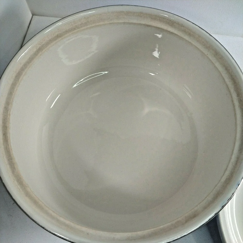 Vintage Halls Superior Quality Kitchenware Casserole Blue Rose Pared made in USA